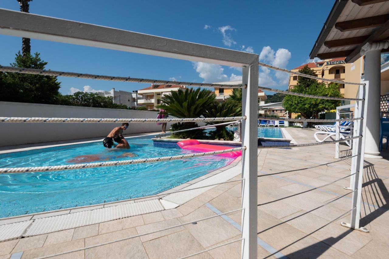 Hotel Paradiso Grottammare Exterior photo